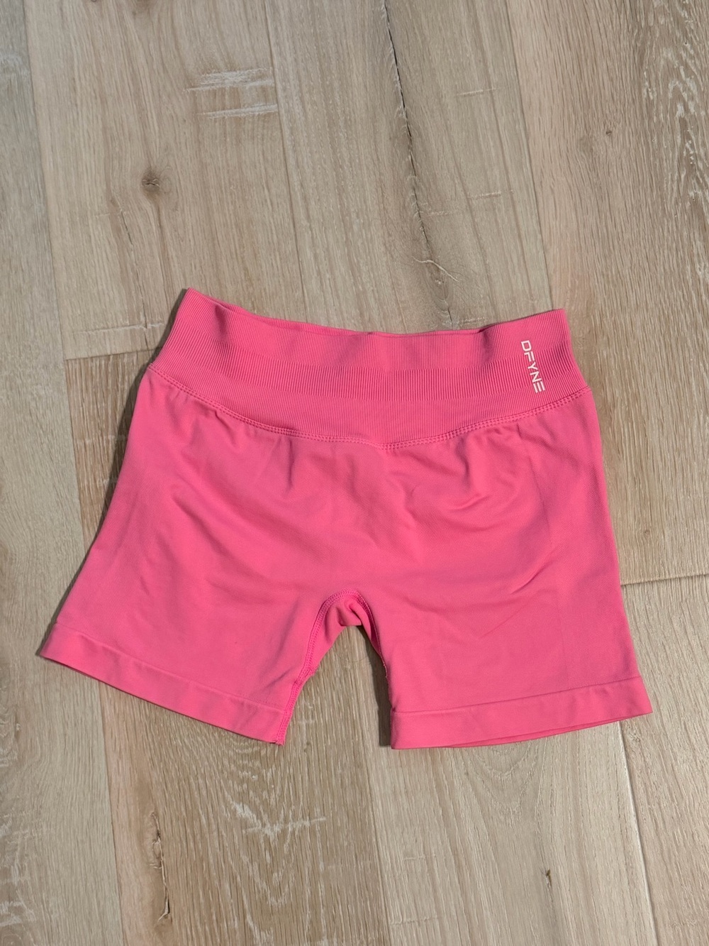 DFYNE Pink Women's Impact Shorts 4.5” Blossom Size Medium